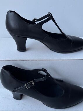 Capezio T-strap Dance Ballroom Shoes Leather Black Women's Size 8M Mary Jane